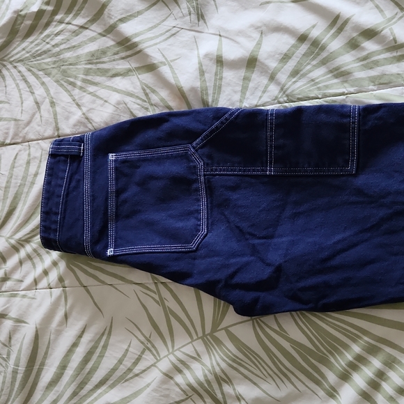 Aritizia TNA Denim Cargo Style Jeans Size 4 - Picture 6 of 8